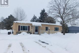 Bungalow for Sale, 8 Norris Arm, Innisfil, ON