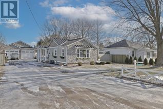 Detached House for Sale, 23663 Kent Bridge Road, Chatham-Kent, ON