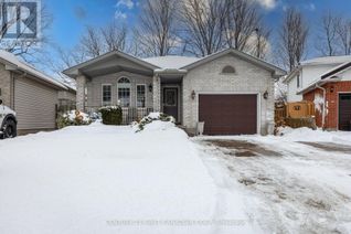 Backsplit for Sale, 14 Dunctonwood Place, London, ON