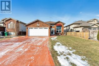 Raised Ranch-Style House for Sale, 4727 Juliet Crescent, Windsor, ON