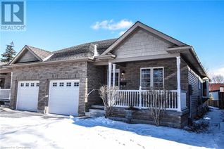 Bungalow for Sale, 401 Pine Street, Dunnville, ON