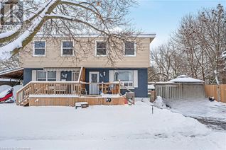 Semi-Detached House for Sale, 24 Eaton Place, Hamilton, ON