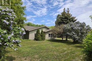 Bungalow for Sale, 2129 Arthur St E, Thunder Bay, ON