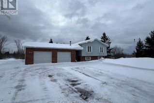 Detached House for Sale, 401142 Grey Rd 17, Georgian Bluffs, ON