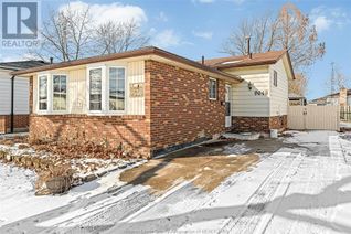 Backsplit for Sale, 9646 Avery Lane, Windsor, ON