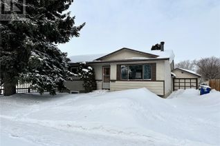 Detached House for Sale, 2704 33rd Street W, Saskatoon, SK