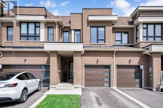 Freehold Townhouse for Sale, 43 Caspian Square, Clarington (Bowmanville), ON