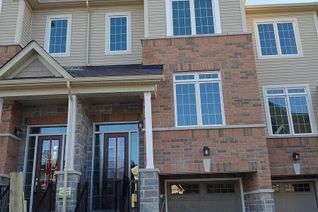 Townhouse for Sale, 86 Lyall Stokes Circle, East Gwillimbury (Mt Albert), ON