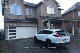 Detached House for Rent, 8 Hibiscus Court, Brampton (Sandringham-Wellington), ON