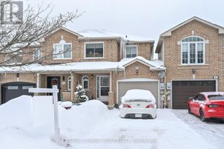 Freehold Townhouse for Sale, 90 Cunningham Drive, Barrie (Ardagh), ON