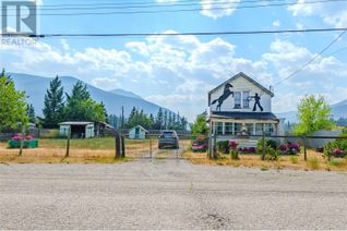 Detached House for Sale, 307 Smith Avenue, Clinton, BC