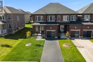 Freehold Townhouse for Sale, 22 Autumn Drive, Wasaga Beach, ON