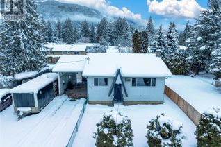 House for Sale, 710 Conn Street, Sicamous, BC