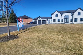 Detached House for Sale, 12 Deer Ridge Road, Uxbridge, ON