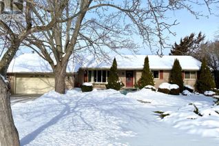 Detached House for Sale, 3286 County Road 3, Prince Edward County (Ameliasburgh), ON