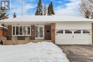 Backsplit for Sale, 32 Lailey Crescent, Toronto (Willowdale East), ON