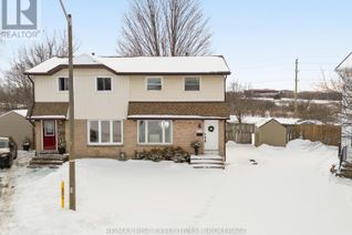 Semi-Detached House for Sale, 139 Wycliffe Crescent, Kingston (East of Sir John A. Blvd), ON