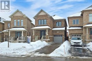 Property for Sale, 72 Jake Smith Way, Whitchurch-Stouffville (Stouffville), ON