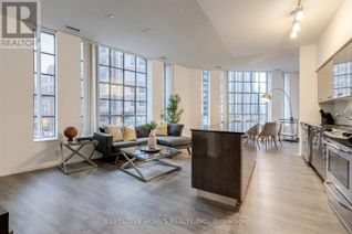 Condo Apartment for Sale, 832 Bay Street #203, Toronto (Bay Street Corridor), ON