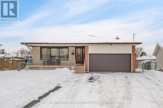 Backsplit for Sale, 11 Digby Court, Toronto (Newtonbrook West), ON