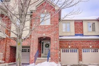 Freehold Townhouse for Sale, 18 Muscadel Road, Vaughan (Vellore Village), ON