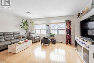 Condo Apartment for Sale, 115 Lotherton Pathway, Toronto (Yorkdale-Glen Park), ON