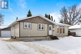 Bungalow for Sale, 1213 Carleton Street, Moose Jaw, SK