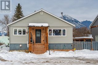 House for Sale, 511 11th Street, Golden, BC