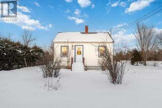 Bungalow for Sale, 306 Commercial Street, Middleton, NS