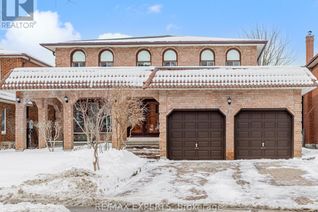 Detached House for Sale, 12 Arrowhead Drive, Vaughan (East Woodbridge), ON