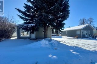 Bungalow for Sale, 207 2nd Avenue E, Shellbrook, SK