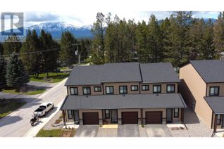 Freehold Townhouse for Sale, 7581 Pioneer Avenue, Radium Hot Springs, BC