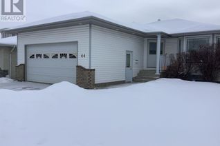 House for Sale, 44 Kendall Crescent, Red Deer, AB