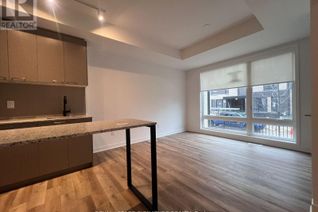 Property for Rent, 40 Ed Clark Gardens #TH21, Toronto (Weston-Pellam Park), ON