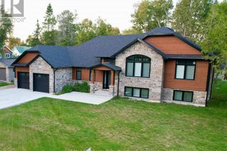 Detached House for Sale, 410 Concession Road 10, Saugeen Shores, ON