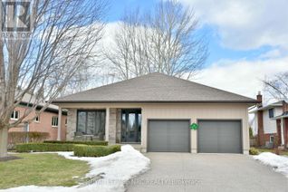 Bungalow for Sale, 121 Flynn Street, Niagara-on-the-Lake (101 - Town), ON