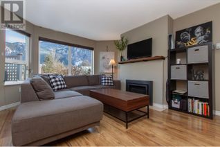 Property for Sale, 1466 Pemberton Avenue #105, Squamish, BC