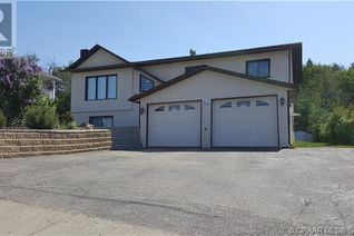 House for Sale, 7121 100 Street, Peace River, AB