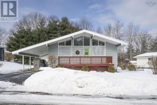 Bungalow for Sale, 40 Murray Drive, Bridgewater, NS