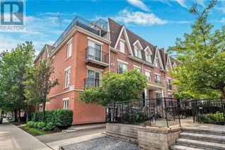 Townhouse for Sale, 16 Laidlaw Street Unit# 909, Toronto, ON