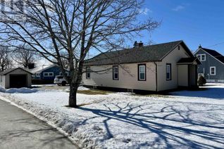 House for Sale, 37 Elm Street, Yarmouth, NS