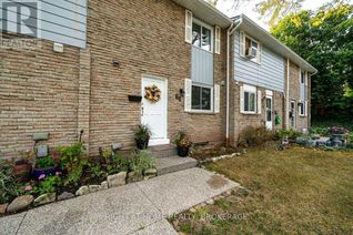 Condo Townhouse for Sale, 64 Worthington Drive, Oakville (1001 - BR Bronte), ON