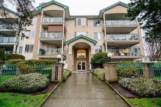 Penthouse for Sale, 20443 53 Avenue #401, Langley, BC