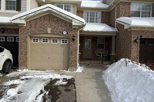 Freehold Townhouse for Sale, 433 Baverstock Crescent, Milton (Clarke), ON