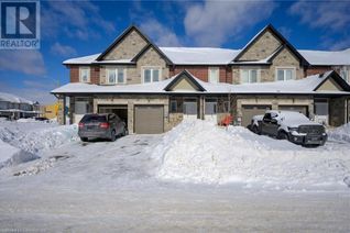 Freehold Townhouse for Sale, 3 Callon Drive, Ancaster, ON