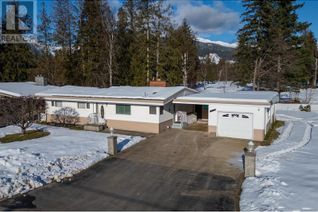 Bungalow for Sale, 1956 Fairway Road, Revelstoke, BC