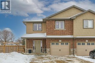 Semi-Detached House for Sale, 102 Macneil Court, Haldimand, ON