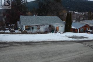 Detached House for Sale, 1422 Murdoch Street, Creston, BC