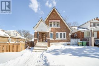 Detached House for Sale, 916 Felix Avenue, Windsor, ON