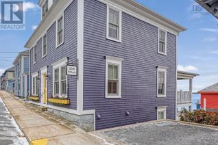 House for Sale, 208 Pelham Street, Lunenburg, NS